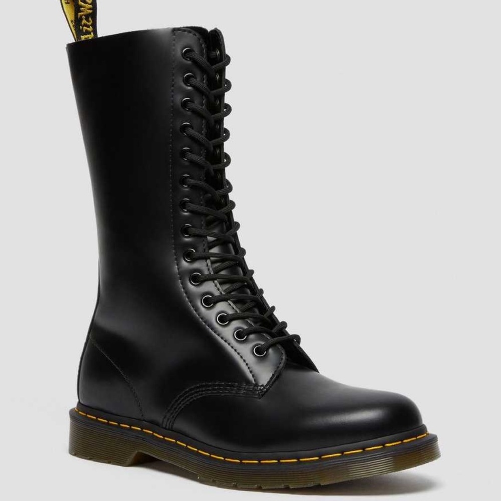 1914 doc martens